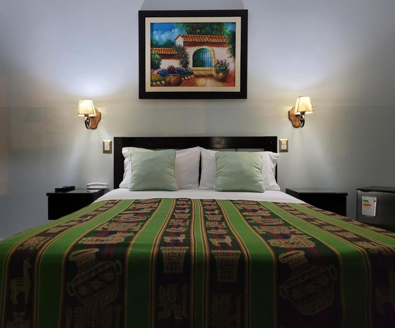 Hotel Tinkus Inn リマ エクステリア 写真