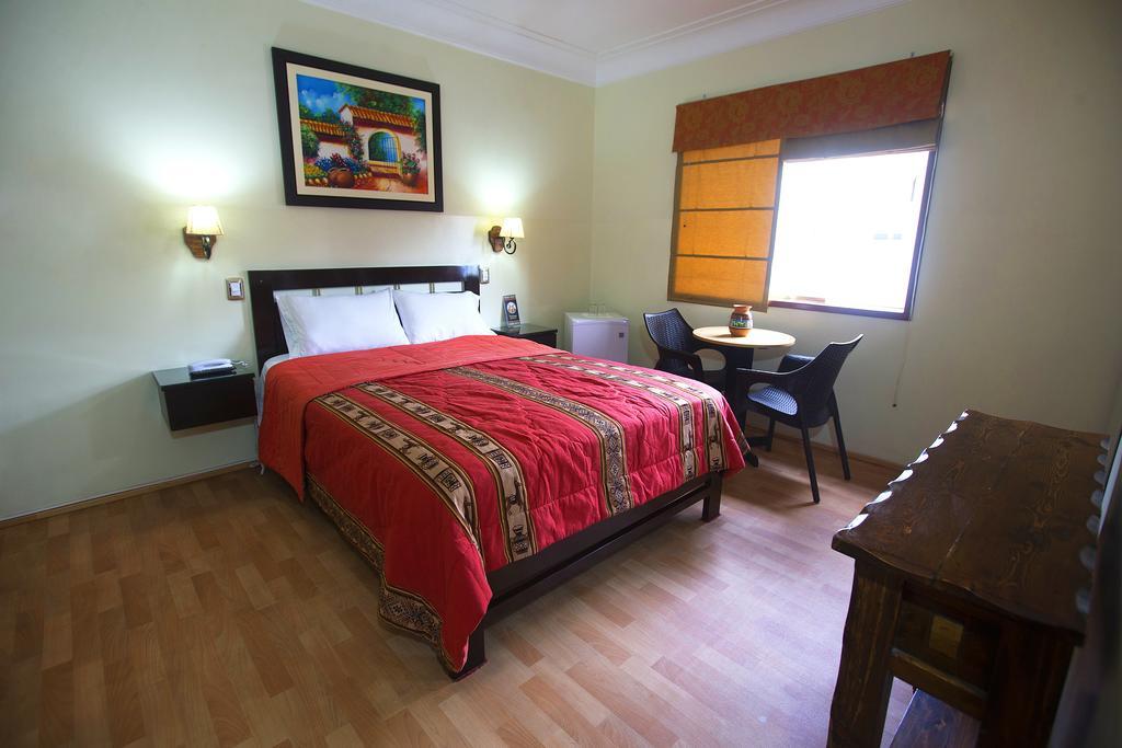Hotel Tinkus Inn リマ 部屋 写真
