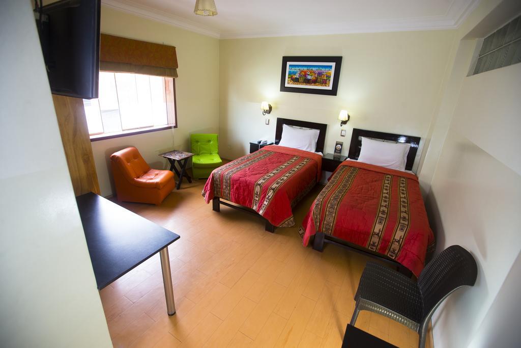 Hotel Tinkus Inn リマ 部屋 写真